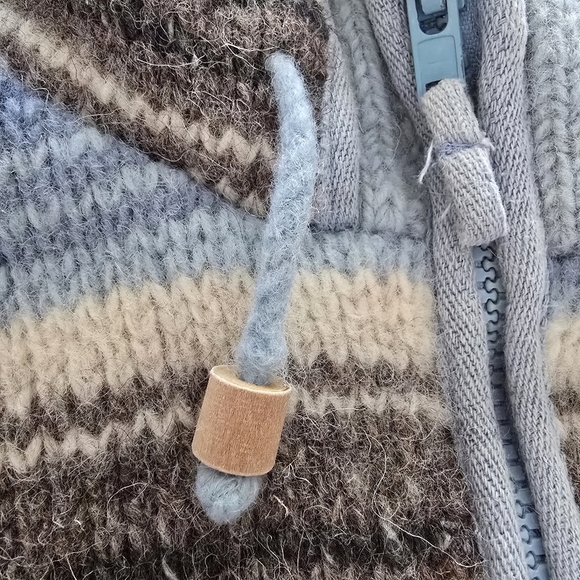 Laundromat Striped Hooded Jacket with Blue and Brown Tones 100% Wool Heavy Knit - Picture 11 of 16